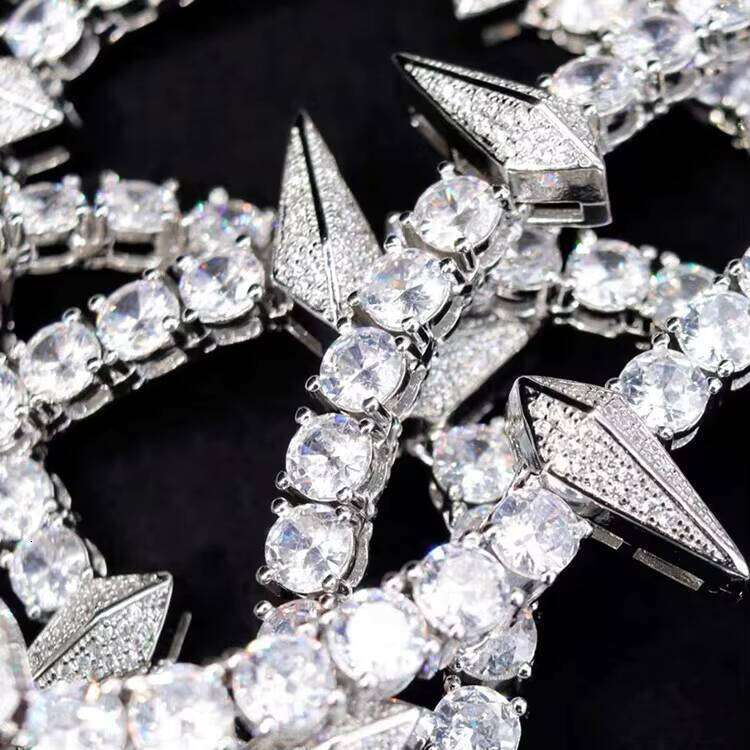 Hip Hop Jewelry Sterling Sier VVS Round Moissanite Dia Glow in Dark Black Panther Charm Tennis Chain Necklace for Men