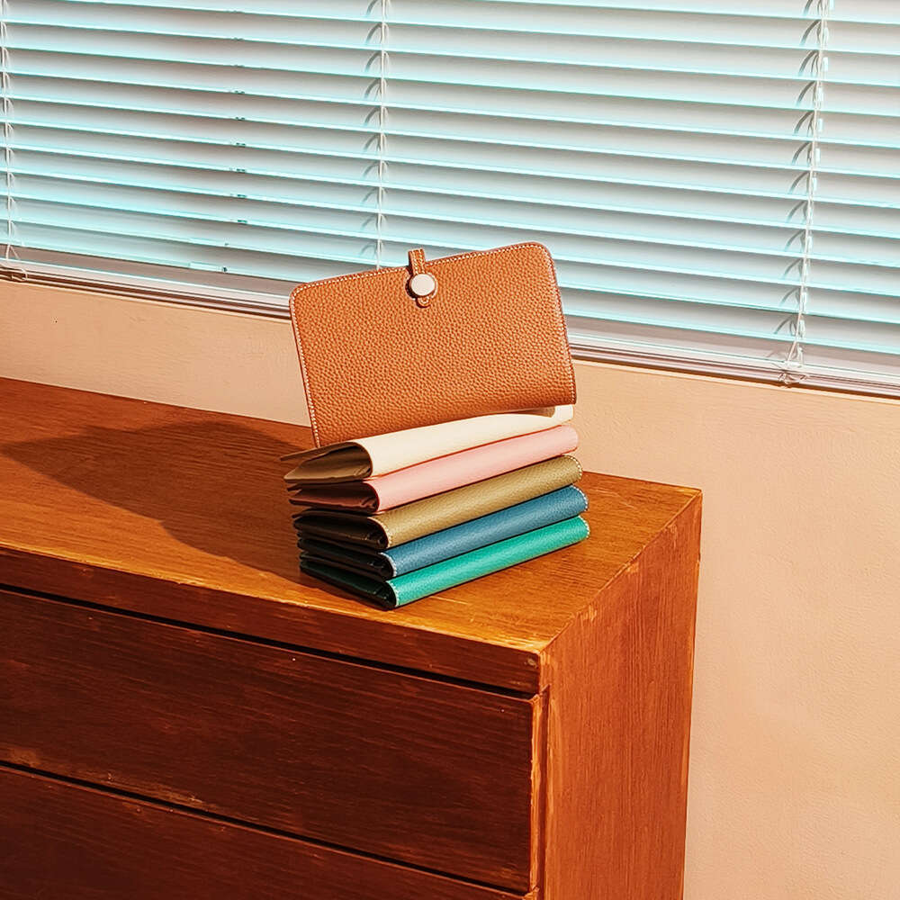 Luxury designer high-end envelope new women's leather slung small niche shoulder bag