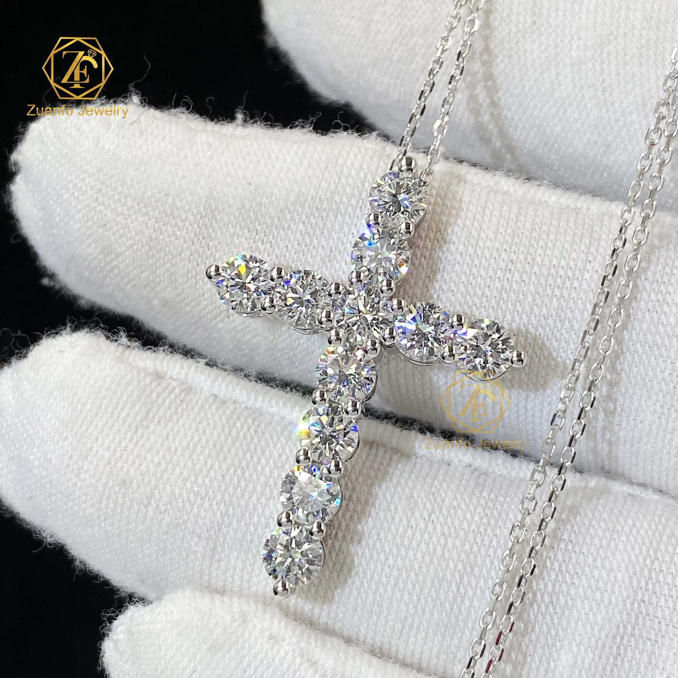 Fashion VS1 D Color 4mm Lab Created Diamond Jewelry Anniversary 9k 14k 18k Gold Diamond Necklace CVD HPHT Diamond Cross Pendant