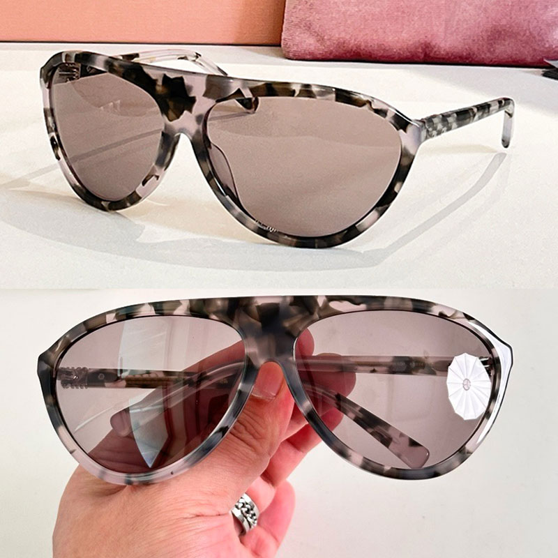 Ombre Sunglasses MU121AV Women Extra Large Retro Pilot Acetate Streaked Loden Green Frame Camomile Lenses Modern Fashion Retro Curved Sunglasses SMUA08