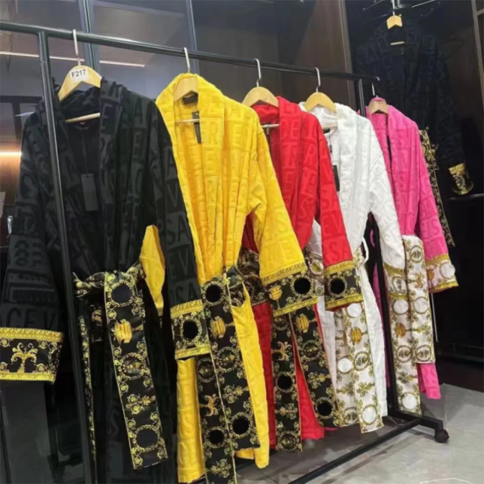 Designer Bathrobe for men and women sleep robe unisex man cotton sleepwear night robe highquality bathrobe Brand designer robe breathable elegr Asian size M-5XL