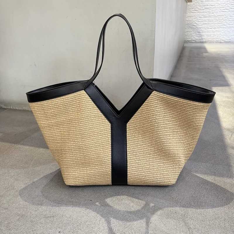 Y-shaped Design Shoulder Bag 2025 Brand Seaside Beach Travel Hollow Large Capacity Tote Bag Casual Light Handbag