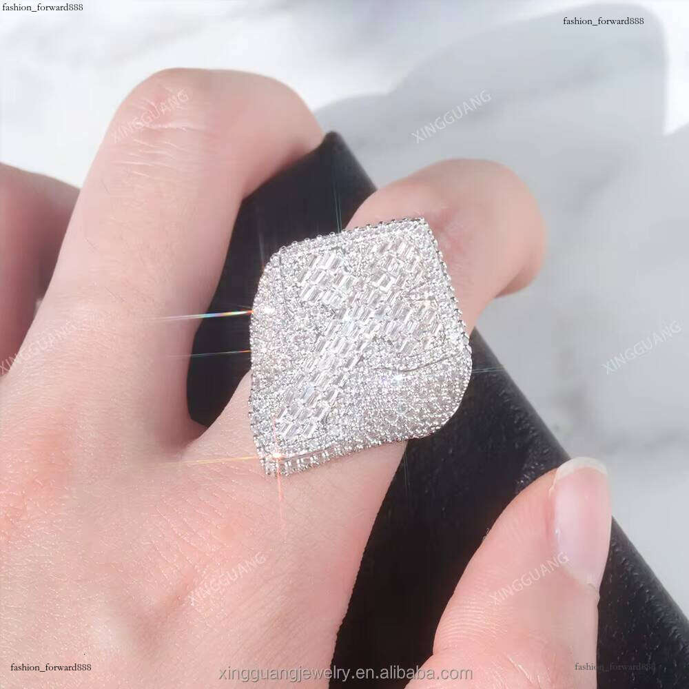 Custom Jewelry Hip Hop Vvs Dia Bling Iced Out Cross Moissanite Championship Ring for Mens