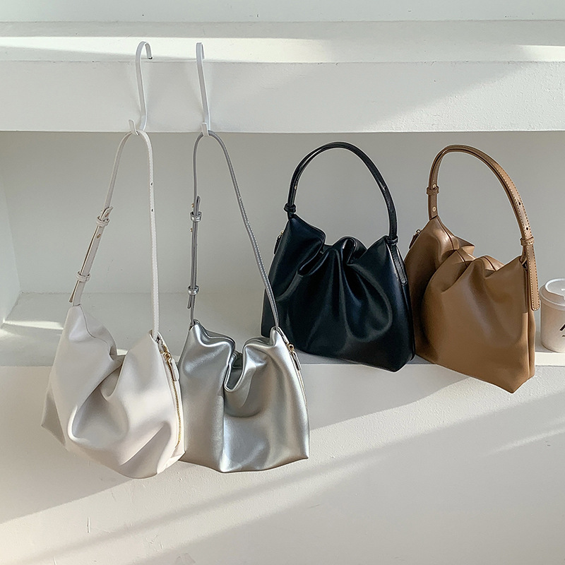 New Korean style multifunctional tote trend bag commuting large capacity shoulder bag designer bag women s trend fashionable simple pleated bag