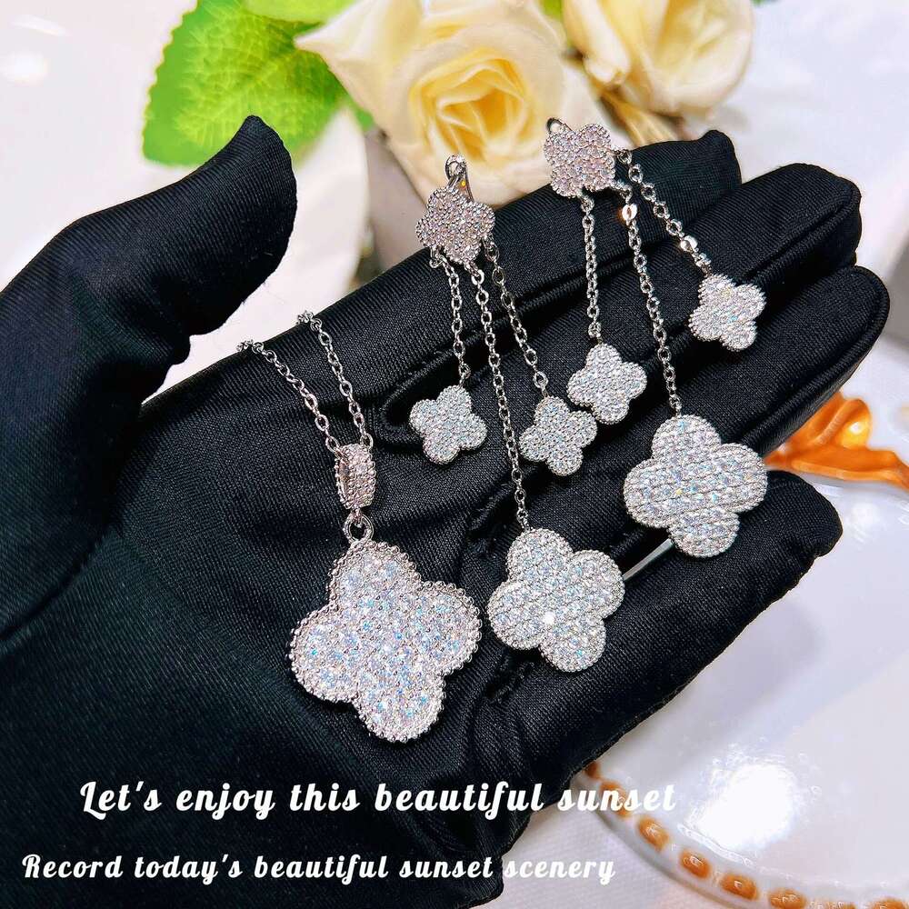 Full Dia Four-Leaf Flower Necklace Pendant Long Chain Set Elegant Fairy Earrings Studs Style Bracelet Jewelry ab2