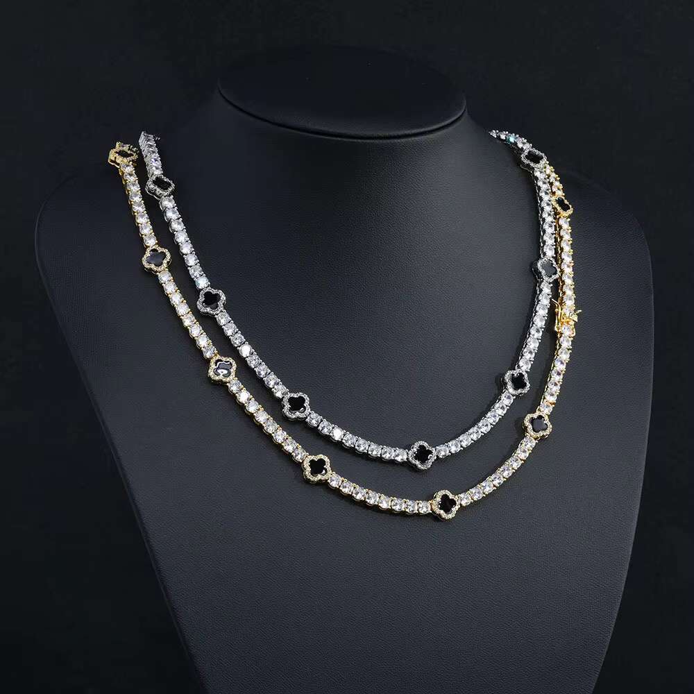 Exquisite S925 Silver Moissanite 4mm Four-leaf Clover Necklace for Women European American Style Customized Hip Hop Fine Gift