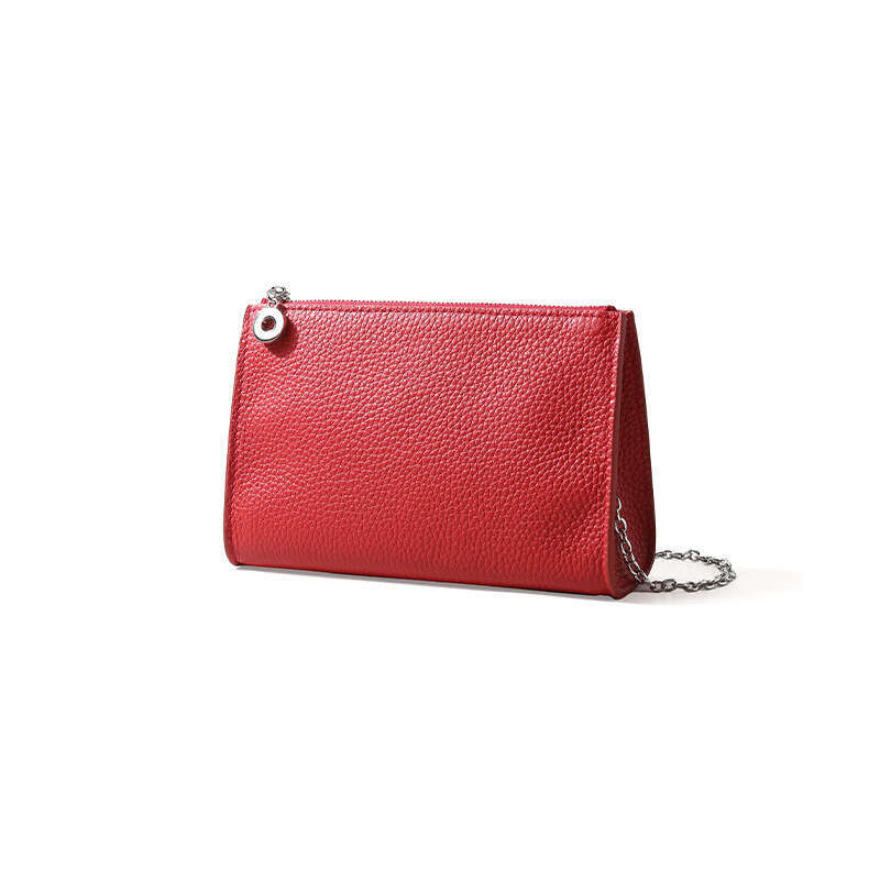 Luxury designer's new underarm cowhide women's commuter simple and fresh handbag with one shoulder