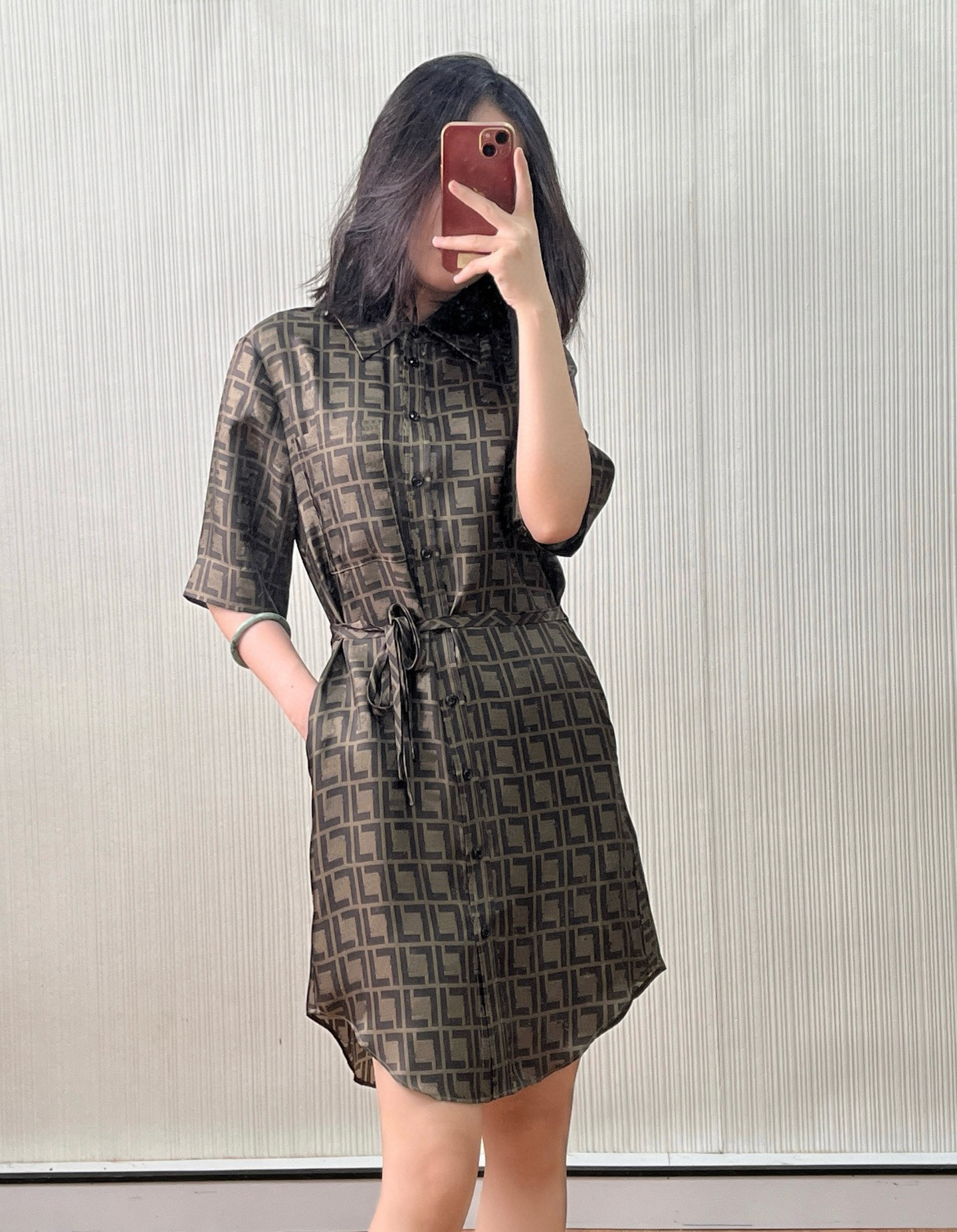 Paris Silk dress womens dress designer brand casual shirts dresses high-end custom V-neck high-waisted skirts Fashion girls black slim dress black full dress