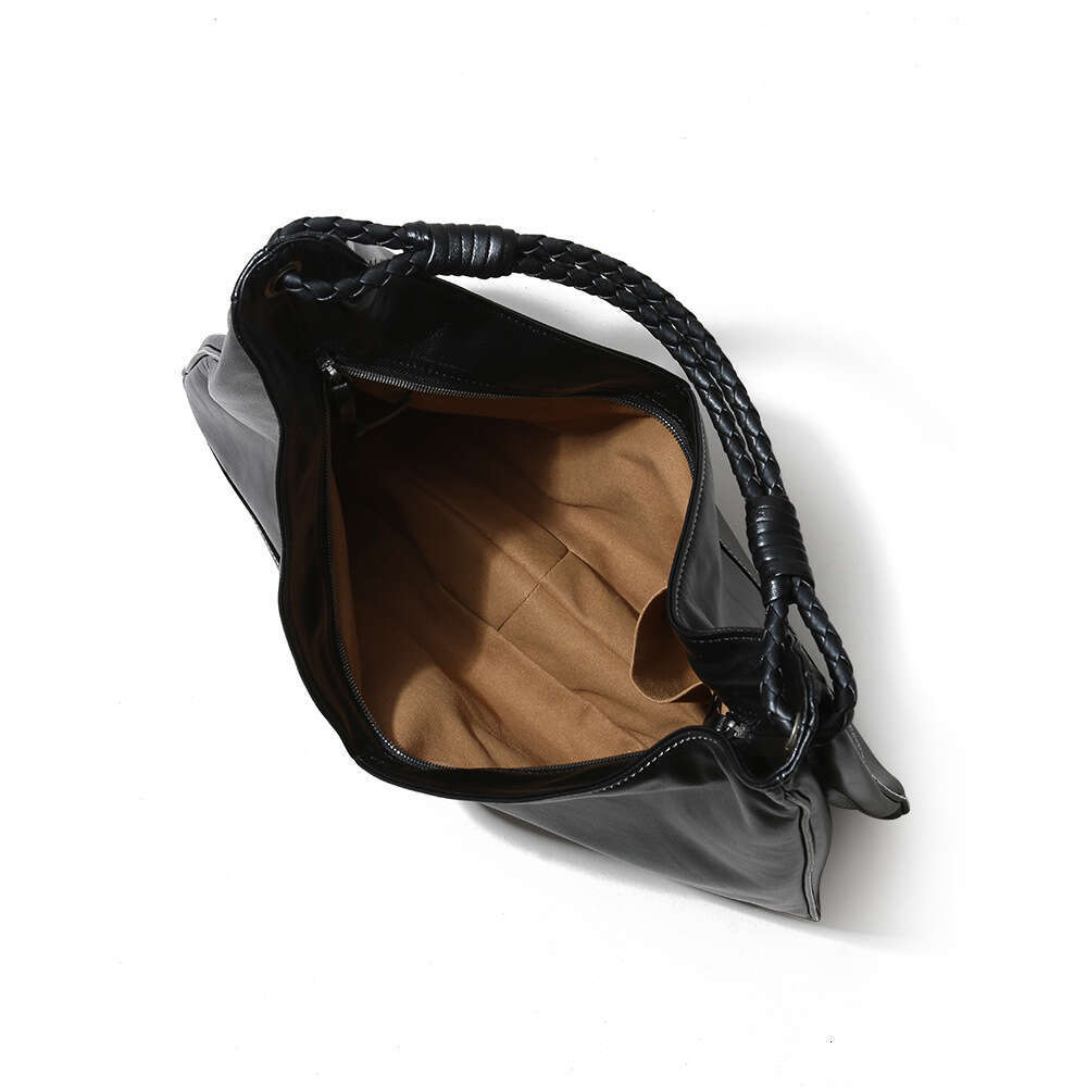 Luxury designer Korean style niche top cowhide portable simple high-end commuter underarm lady shoulder bag