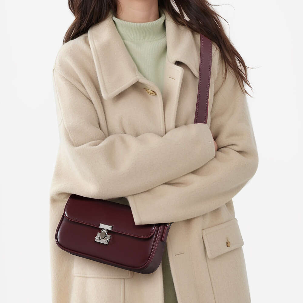 Luxury designer's high-end small square-headed cowhide shoulder bag