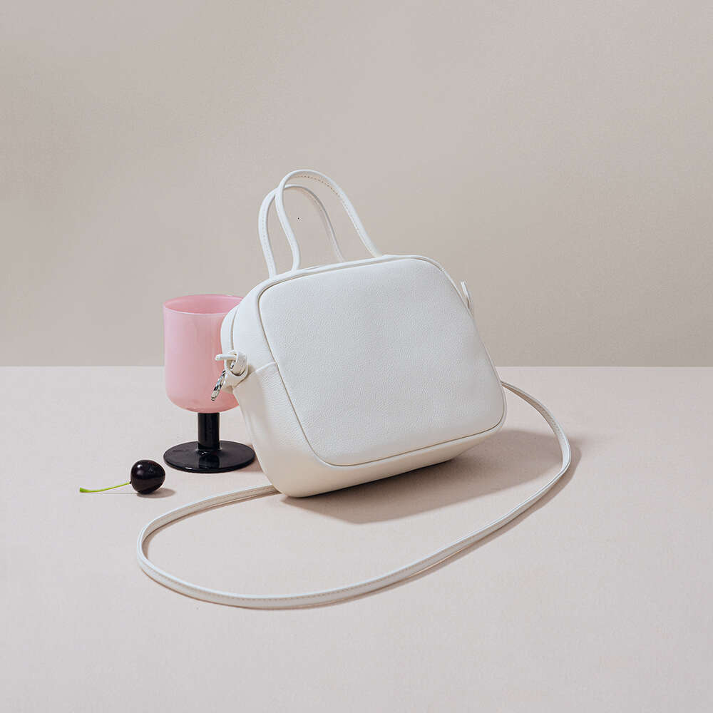 Designer luxury brand casual minimalist style portable top layer cowhide women's shoulder crossbody bag