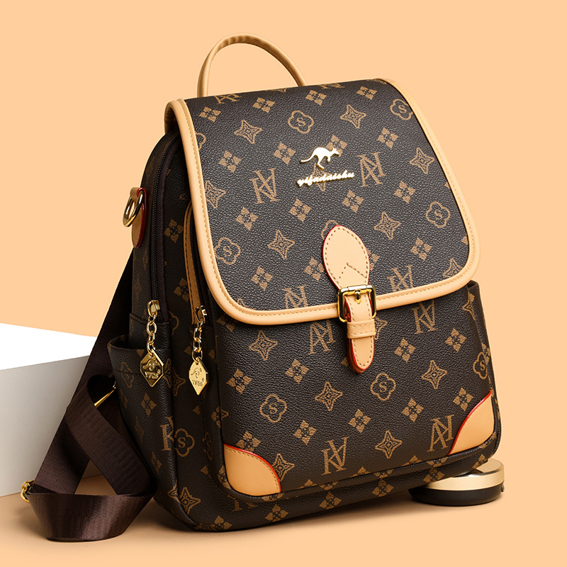 Popular New Large Capacity Backpack Convenient Commuter Travel Bag Lightweight Stylish Soft Leather