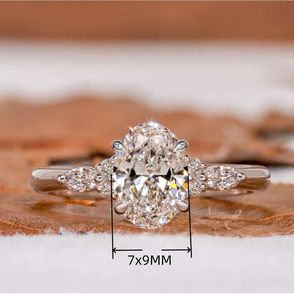 Light Luxury Imitation Moissanite Fashion Ins Super Shiny Inlaid Pigeon Egg Wedding Engagement Diamond Ring for Women a64