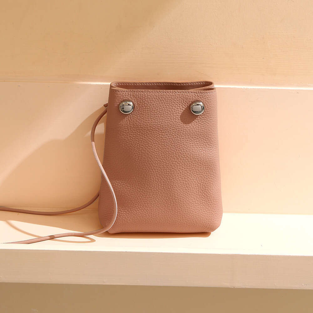 Luxury designer's new stylish minimalist style leather ladies travel fresh shoulder crossbody bag