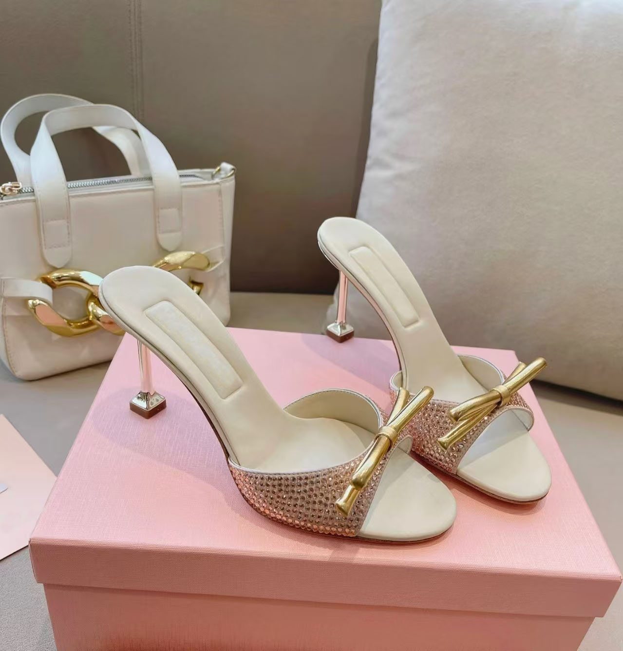 2024 Designer M new women's high-heeled sandals Elegant summer mid-heeled women's exquisite backless high heels Women's luxury party princess shoes