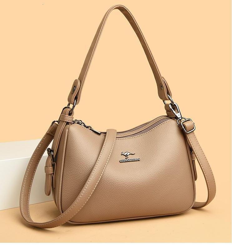 Free Shipping Kangaroo Dumpling Bun 2025 Designer's New Fashionable Ins Shoulder Mom Bun Fashionable Simple Women's Small Square Bun
