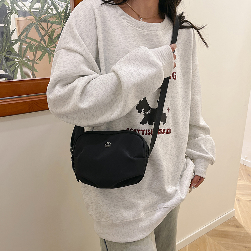 Free shipping designer Nylon Small Bag 2025 New Ins Fashion Single Shoulder Bag Lightweight Casual Solid Color Unisex Crossbody Bag