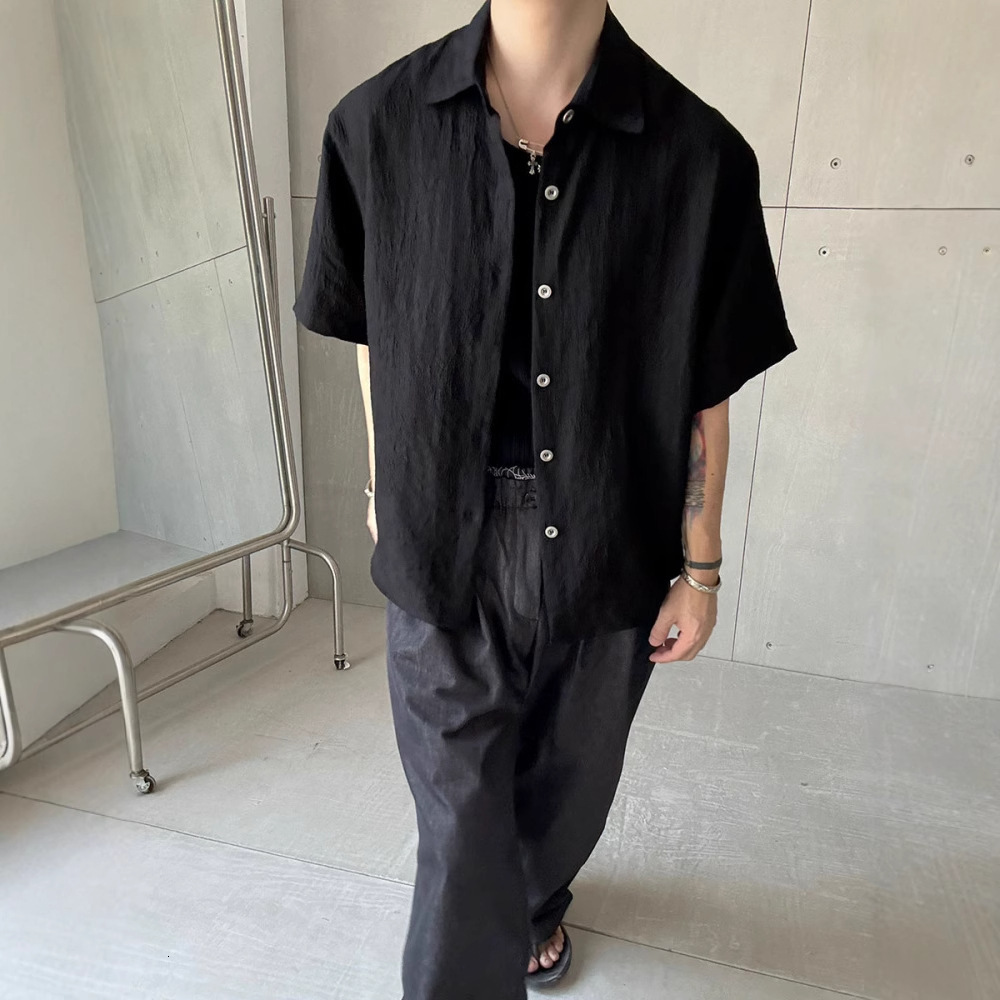 Factory Direct Supply Textured Old Money Style Summer New Designer Short Sleeves Lazy Style Shirt Men Vacation Casual Loose Short Sleeve Shirt