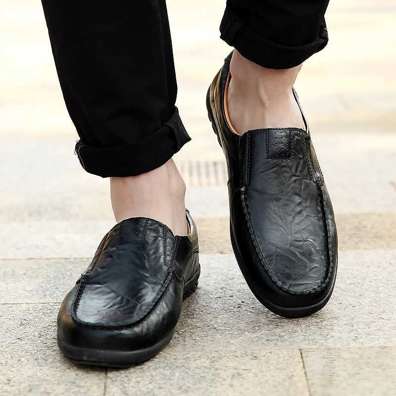 Genuine Leather Men Casual Shoes Luxury Brand Mens Loafers Breathable Slip on Black Driving Shoes Plus Size 37-47 Y250707