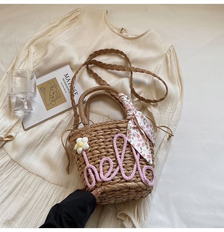 Free shipping designer 2025 New Women Straw Bag High-Quality Texture Niche Crossbody Bag Bucket Bag Fashion Versatile Woven Handbag