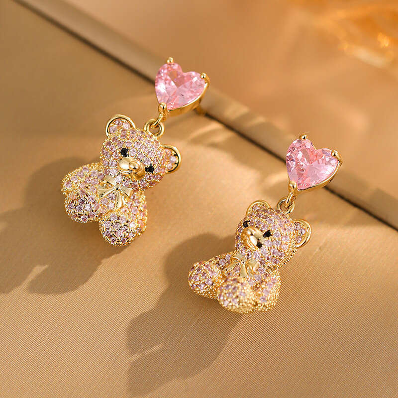 New Trendy Sier Needle Micro Paved Zircon Bear Earrings For Women, Niche Design Heart Studs, Fashionable And Elegant Ear Jewelry