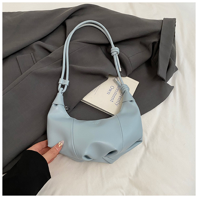 Free shipping designer Exquisite Super Popular Niche Bag for Women 2025 New Summer Versatile Crossbody Bag Fashionable Shoulder Bag Underarm Bag Horn 