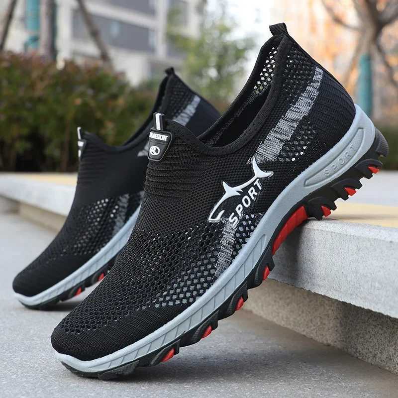 Mens summer sneakers Mens sneakers breathable mesh summer sports shoes Casual sneakers sing shoes Y250707