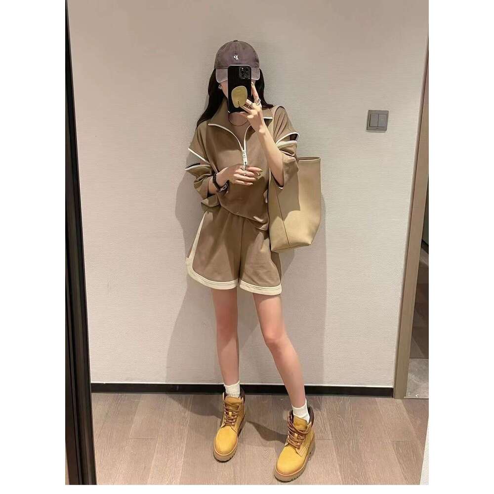 New Fashion Casual Sports Suit For Women With Zipper And Turn-Down Collar Wide-Leg Shorts Two-Piece Set Trendy B5
