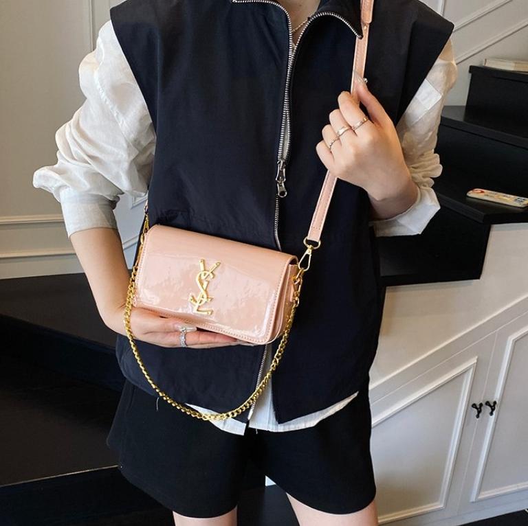 Classic handbag bags Designer Bag Luxury Shoulder Bags Camera Bag Shaped Handbags Women Fashion Cross Body Envelope Messenger Black Calfskin 0026