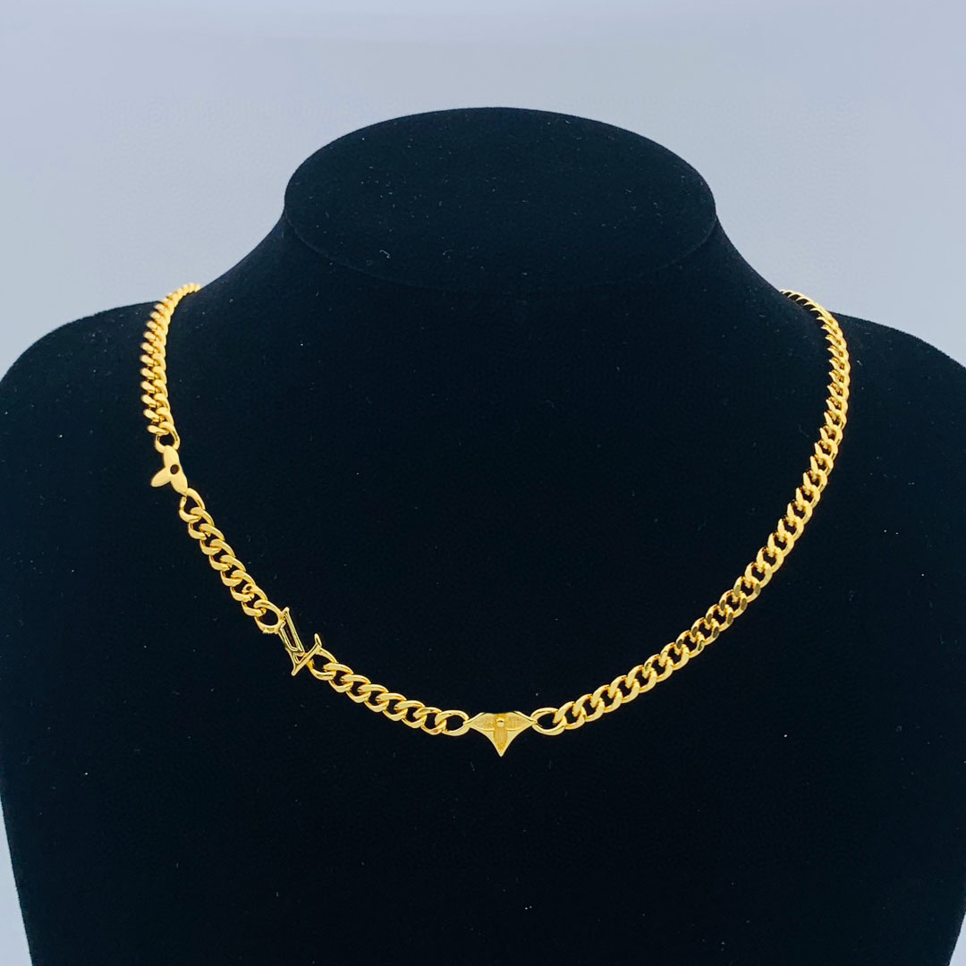 Jewelry necklace, gold-plated letter necklace, designer necklace pendant, jewelry accessories