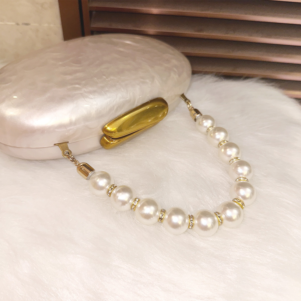 Cross border new irregular acrylic box women s handbag pearl wrist evening bag shoulder trend bag designer bag trend women s crossbody bag