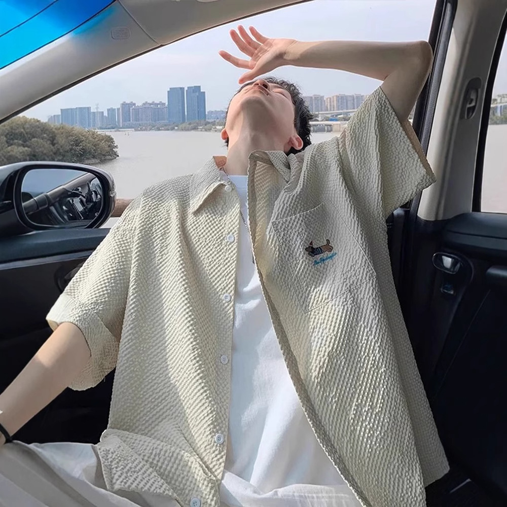 Bubble Gauze Designer Short Sleeves Quick-dry Short Sleeve Shirt For Men, Summer Thin Dachshund Dog Embroidery Turn-down Collar Shirt, Youth Half-slee