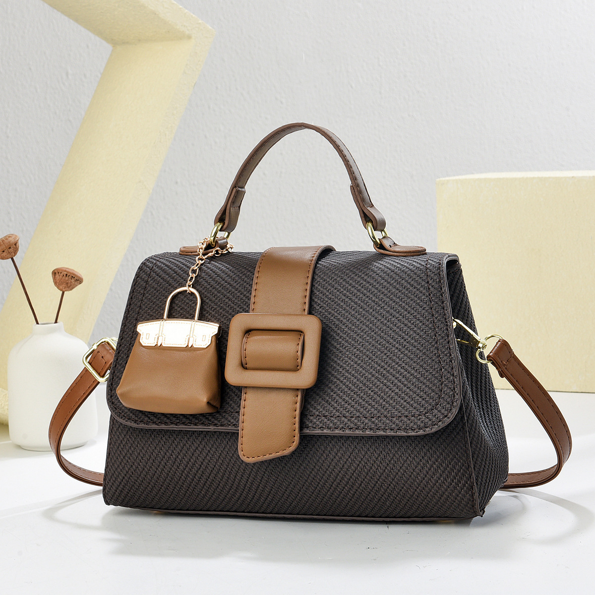 Fashionable women s crossbody bag Korean style handbag trend women s new trend multifunctional bag elegant women s handbag