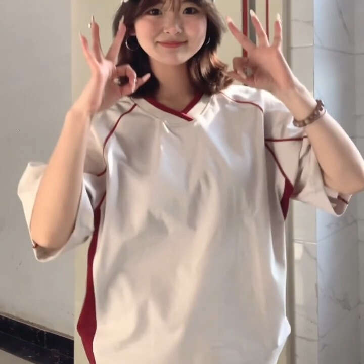 American Style Color Block V-Neck Short T-Shirt For Women Summer Striped High-End Half Sleeve Top Trendy Brand B5