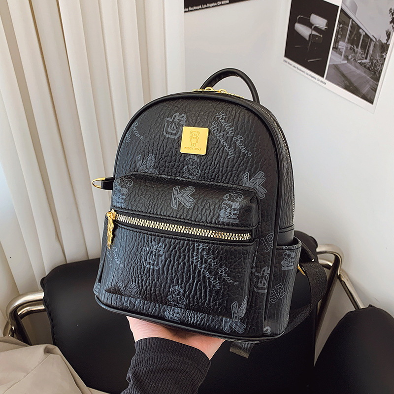 Free shipping designer Versatile High-End Travel Backpack for Women New Fashion Trendy School Bag Student Outing Shopping Handbag Backpack
