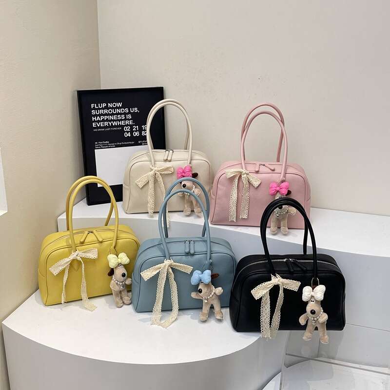 Fashion New Handheld Pillow For Women 2025 New Large Capacity Trendy Bowling Stylish Single Shoulder Underarm Bag