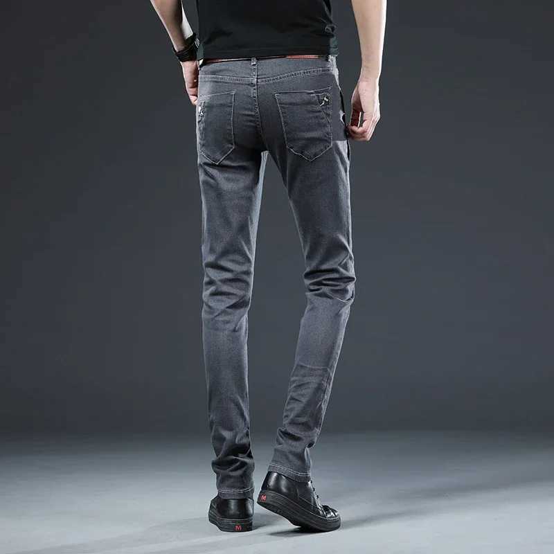 2024 New Mens Cotton Classic Youth Slim Jeans Motorcycle Trendy Multi-button Stretch Straight Skinny Denim Trousers Male XJ250707