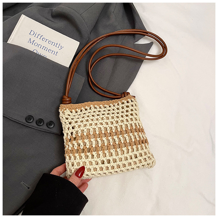 Free shipping designer Summer Super Hot Niche Hollow Woven Bag Women 2025 New Casual Versatile Shoulder Bag Commuter Tote Bag