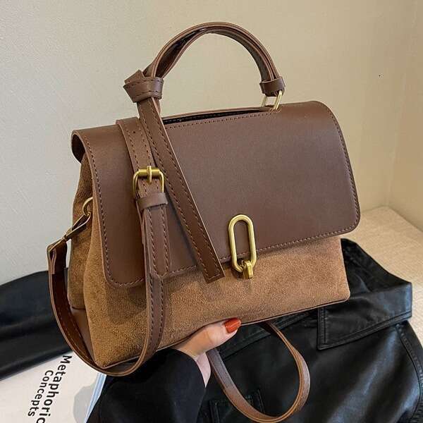 High-end Handbag for Women Autumn Winter 2025 New Trend Versatile Shoulder Retro Niche Crossbody Commuter Bag