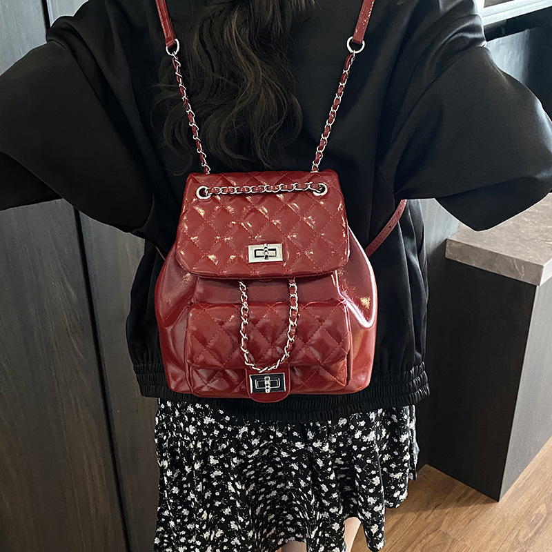 Free shipping designer Korean Style College Wind Backpack for Women Casual Fashion Diamond Chain Bucket Bag Lightweight Small Travel Backpack