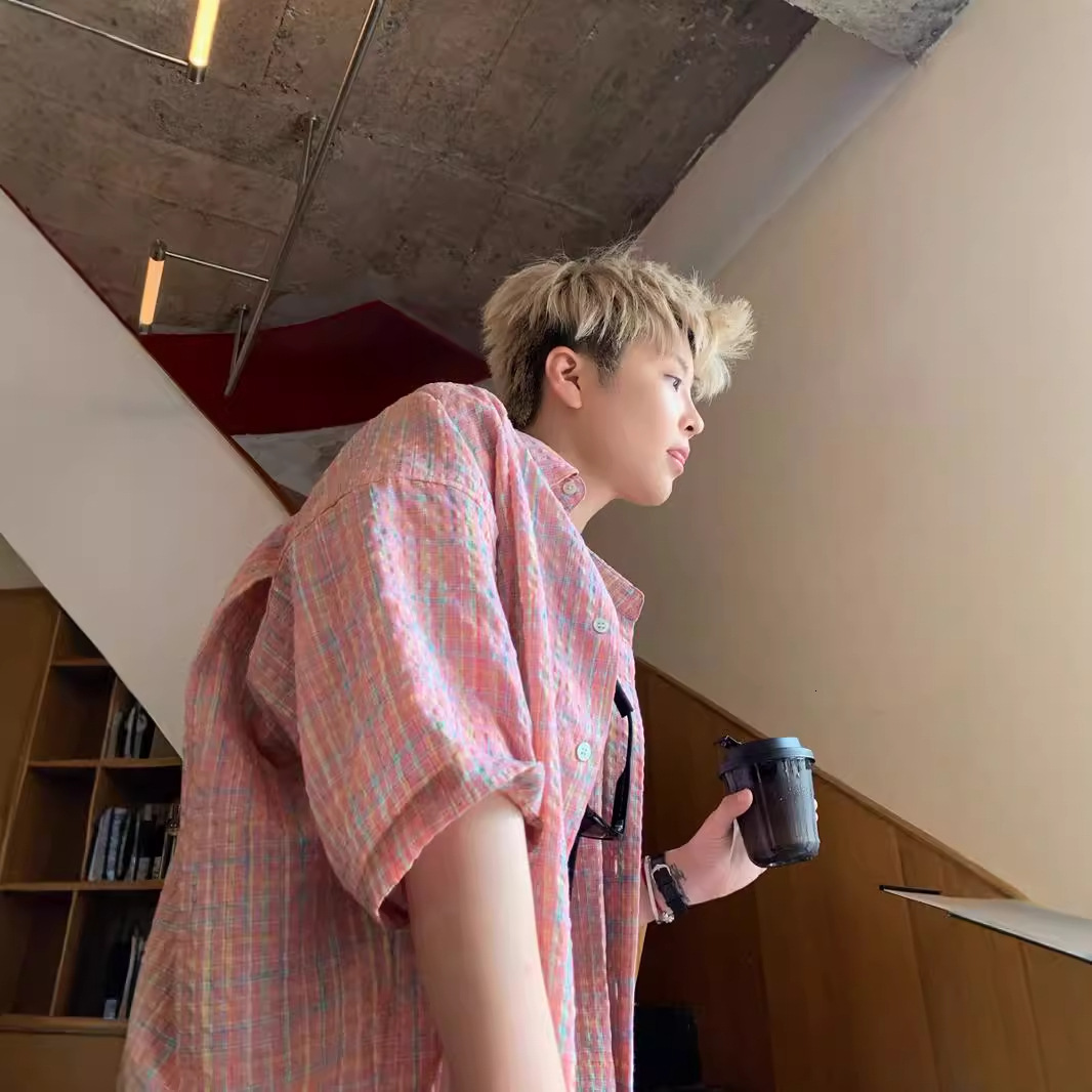Designer Short Sleeves Factory Direct Supply Street Loose Plaid Shirt Men Oversize Casual Shirt Summer Couple Long Sleeve Jacket