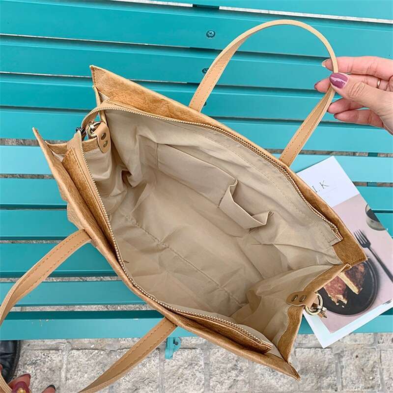 Waterproof shoulder support extra large bag for women 2025 new model kraft paper bag hand-held commuting bag