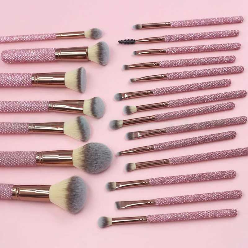 23pcs Glitz and Glam Brush Set Bundle RHINESTONE Glam Brush Set Bling Makeup Brushes Diamond Makeup Brush Storage Bucket withbox W250707