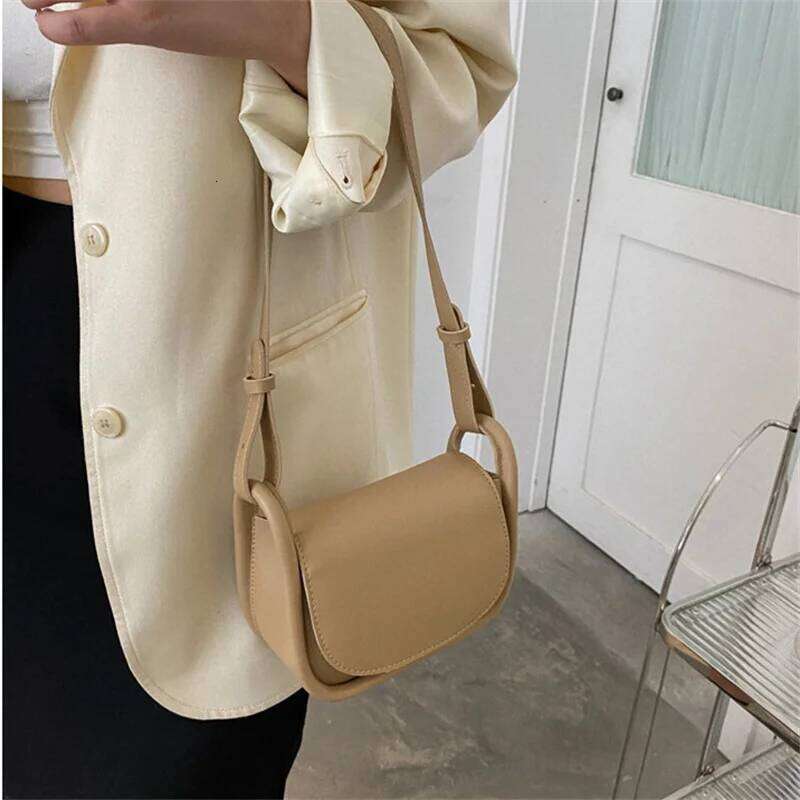 Women's Small Flap Shoulder Bag PU Leather Solid Color HandBags Fashion Female Crossbody Underarm Bags Free Shipping