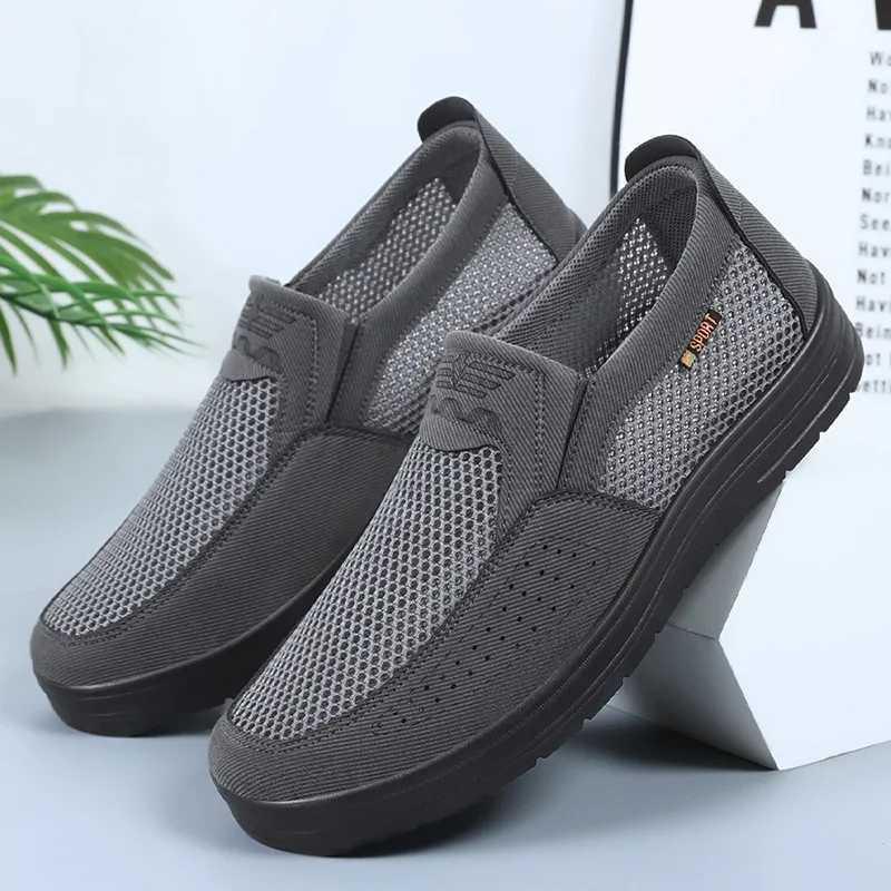 Mens spring new hollowed out mesh casual sports cloth shoes with soft soles dads shoes work breathable mens shoes zapatillas Y250707