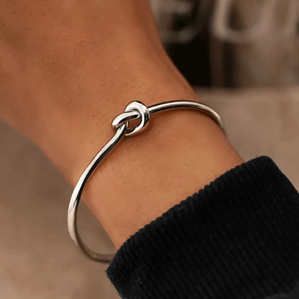 Stainless Steel Bracelets Vintage Fashion Woven Twist Texture Bangles for Women Men Jewelry Statement Streetwear Goth Gifts XJ250707