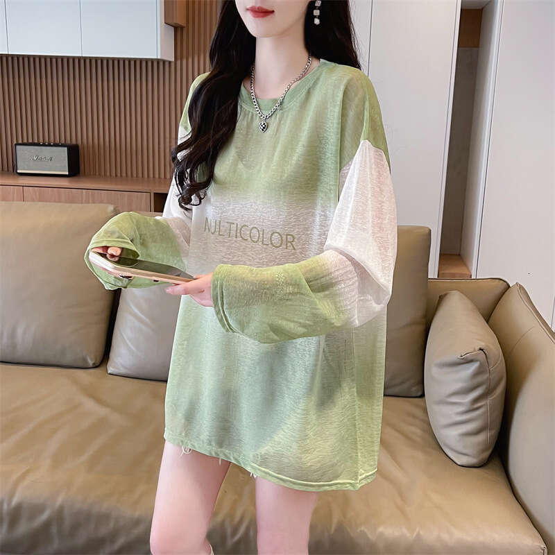 Summer New Ice Thin Round Neck T-Shirt For Women Gradient Color Loose Versatile Sun Protection Nano Silk Breathable Jacket B5