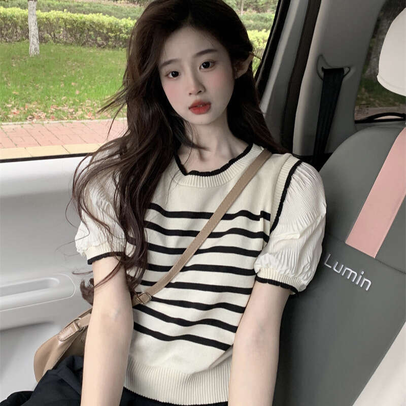 French Style Patchwork Striped Fake Two-Piece Knitted Sweater For Women Summer New Age-Reducing Stylish Puff Short Sleeve T-Shirt Top B5