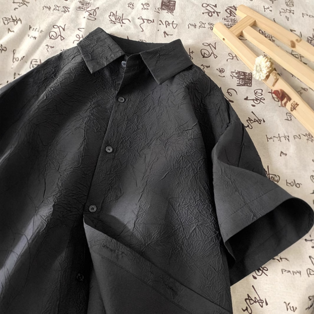Pleated Ice Silk Short Sleeve Shirt For Men, Summer Thin Designer Short Sleeves Cool Trendy Handsome High-end Casual Fashion Shirt Jacket