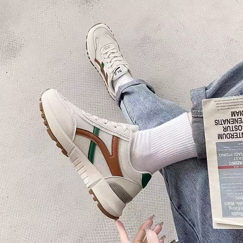 Women Casual Golf Shoes Non-slip Outdoor Walking Sneakers New Style Round Head Lace-Up Sports Casual Shoes Vintage White Shoes Lightweight Slip on Zap